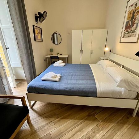 GuestHouse Marcanto - Duomo Napoli Esterno foto