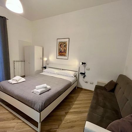 GuestHouse Marcanto - Duomo Napoli Esterno foto