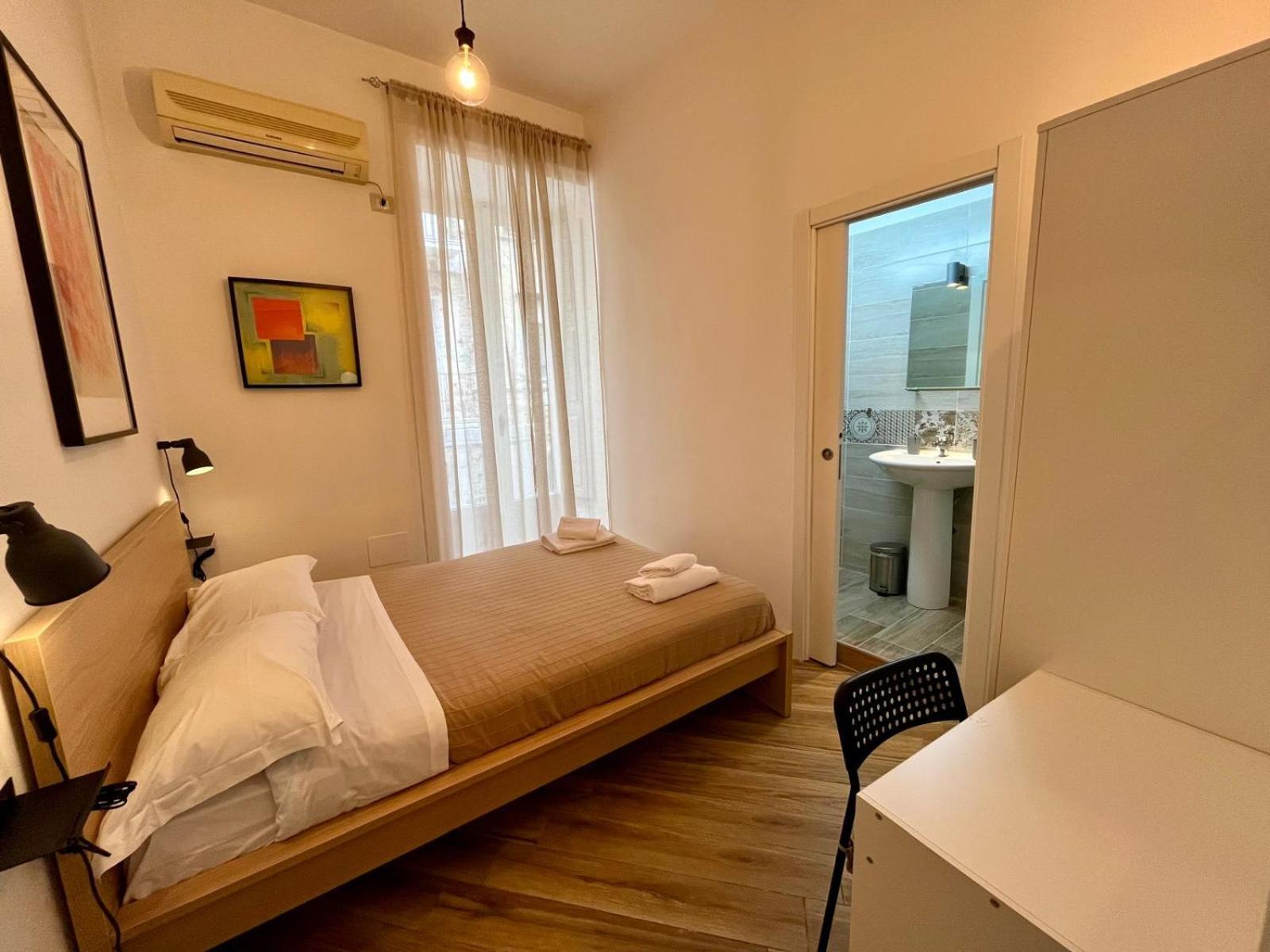GuestHouse Marcanto - Duomo Napoli Esterno foto