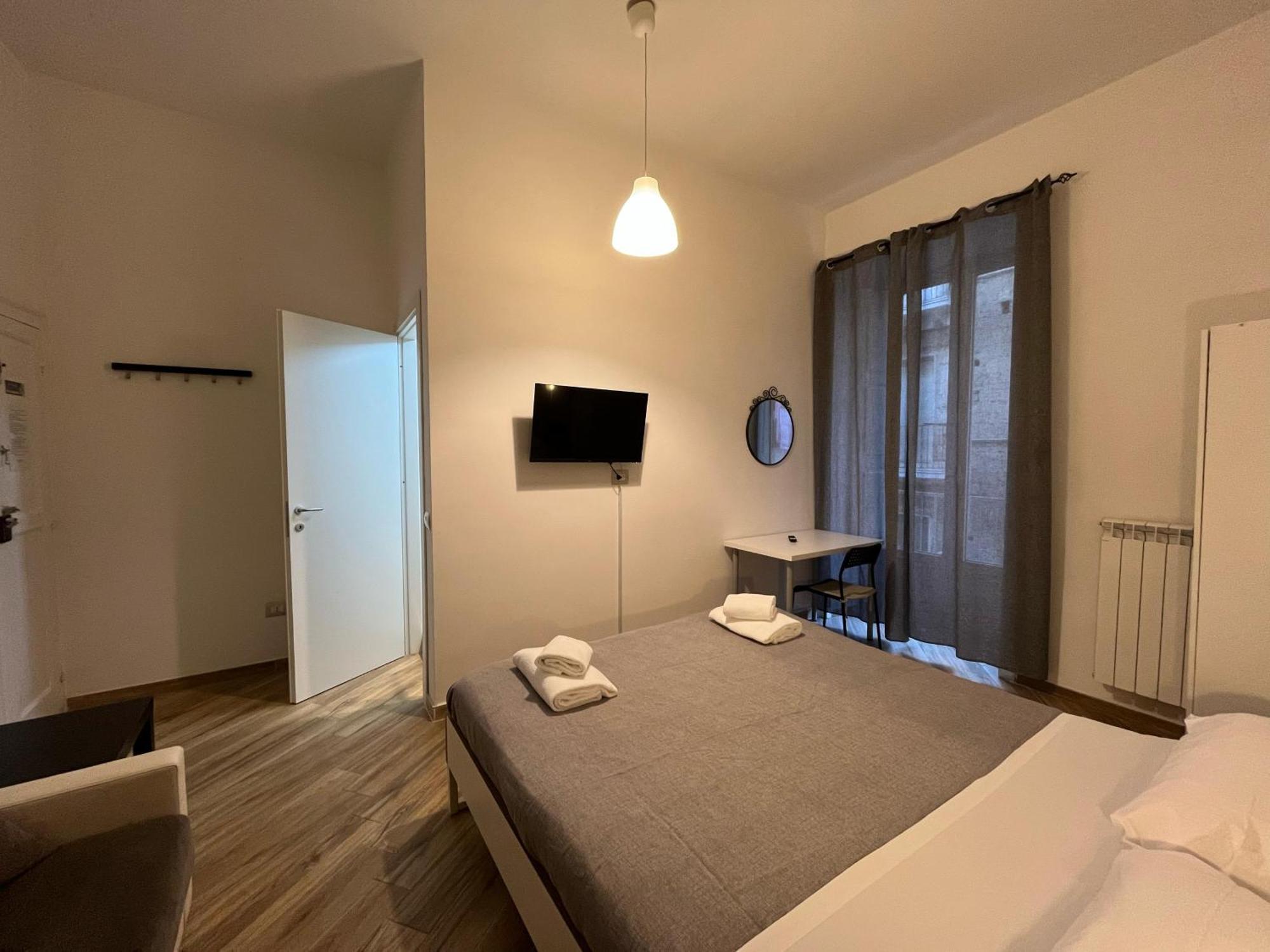 GuestHouse Marcanto - Duomo Napoli Esterno foto